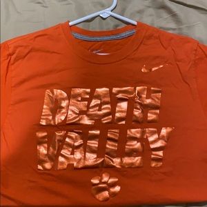 Clemson Shirt Size Medium